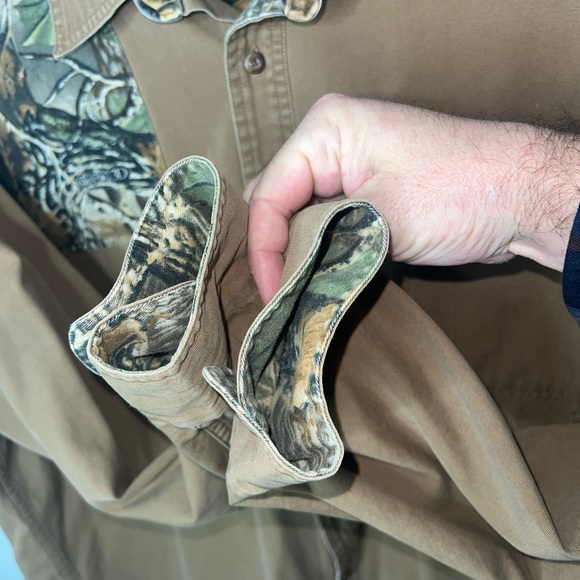 Cabela's Long Sleeve Button Down Woodland Camo Seclusion 3D Sz 2XL Tall - Picture 5 of 7